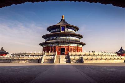 2025年龙宝宝起名大全：7个文雅脱俗好名字推荐